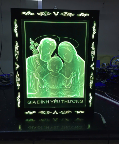 MICA ĐỨC THÁNH